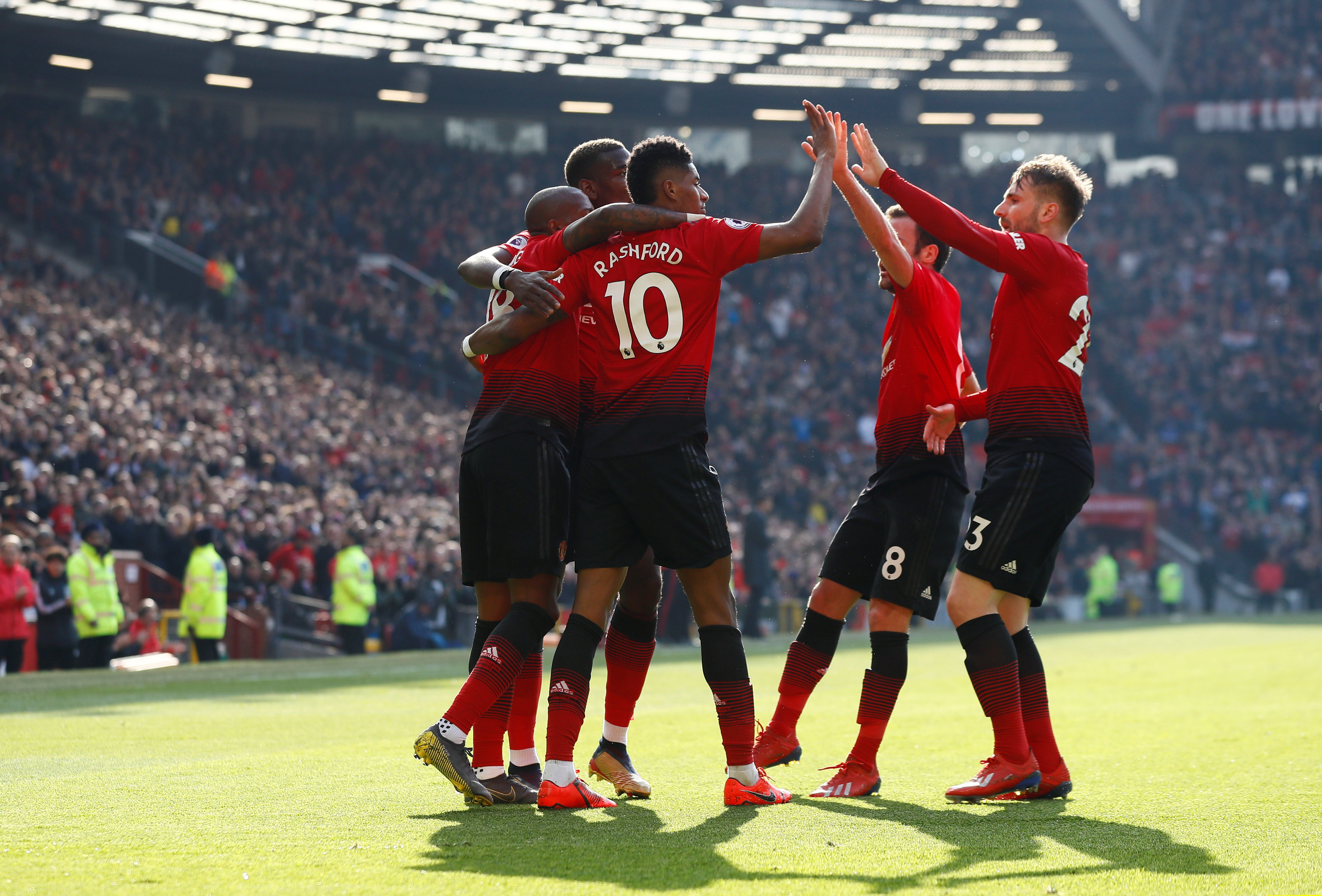 并在社交平 并在社交平